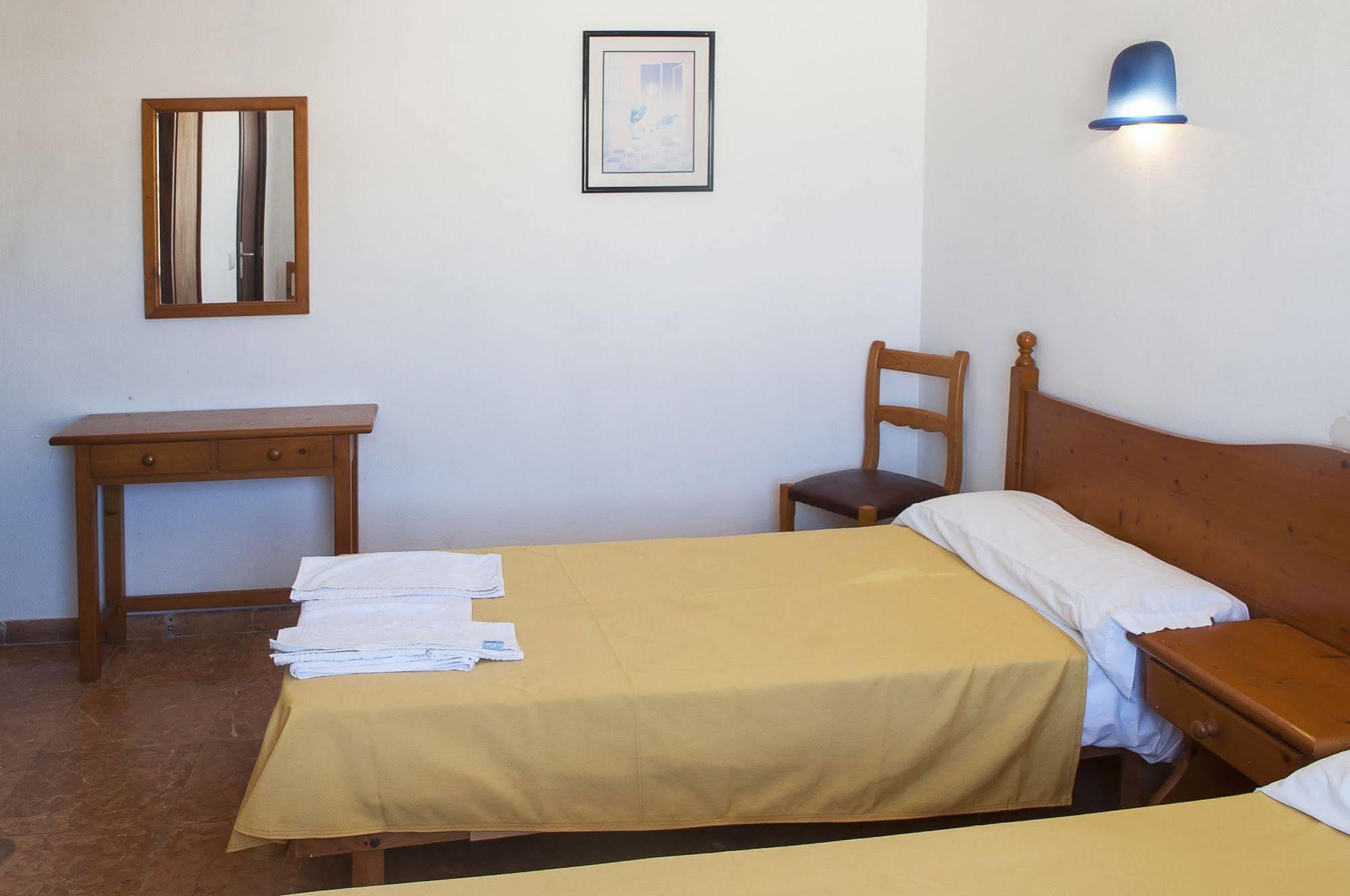 Surfing Concept Hostel Cala Ratjada  Extérieur photo