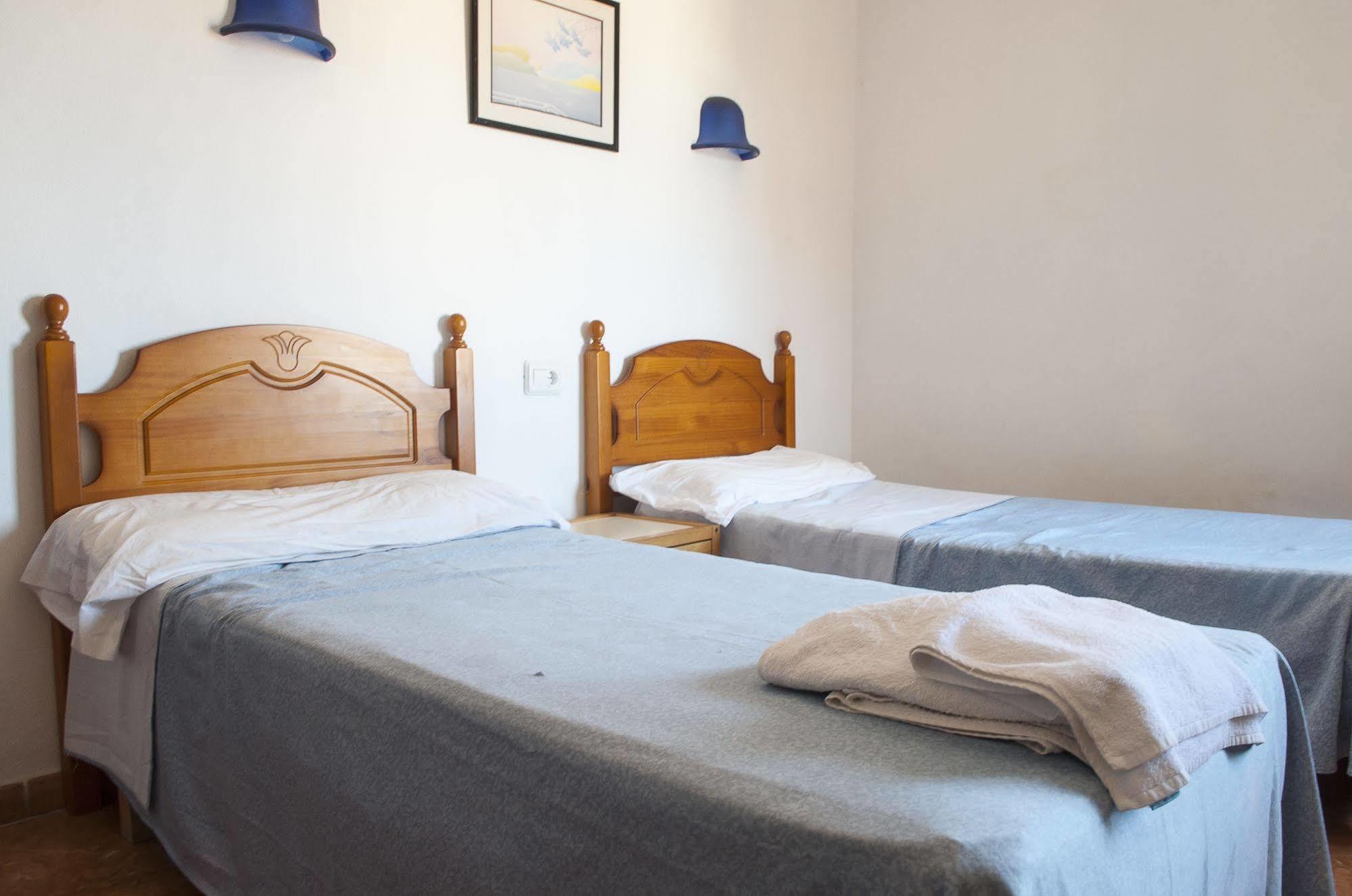 Surfing Concept Hostel Cala Ratjada  Extérieur photo